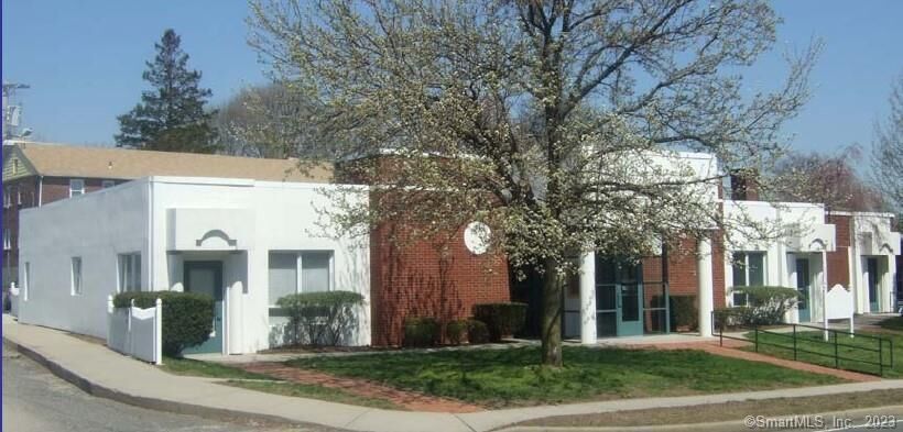 Property Photo:  2080 Bridgeport Avenue  CT 06460 