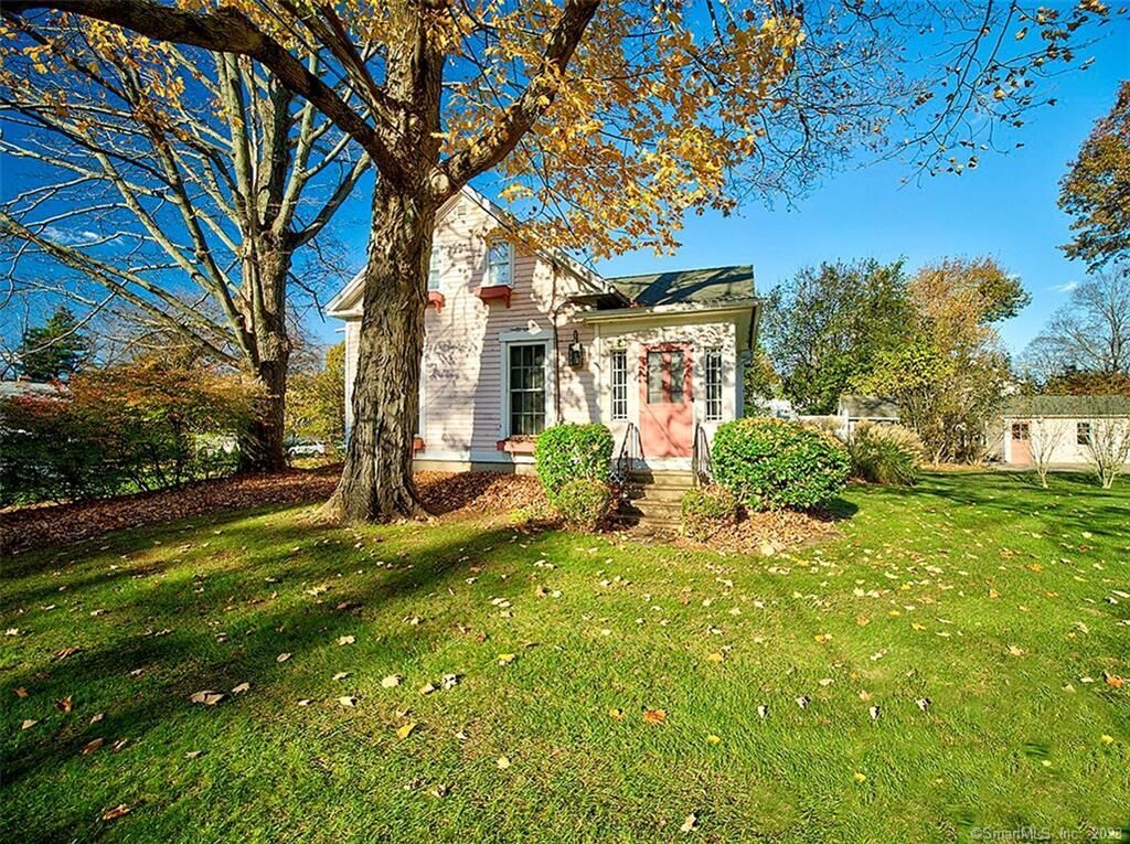 Property Photo:  114 Spring Street  CT 06410 