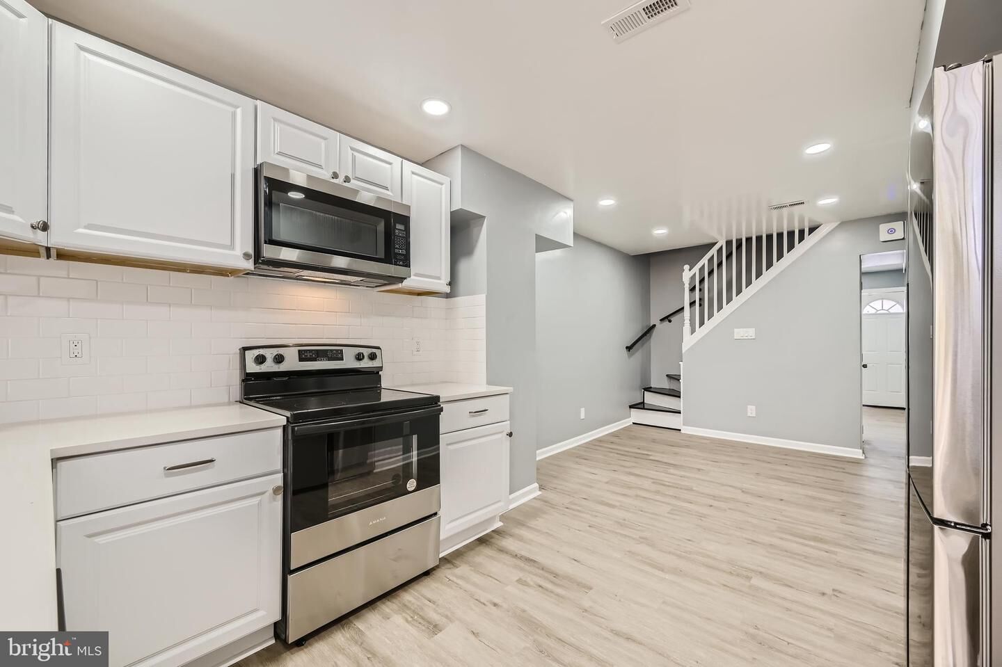 Property Photo: 529 S Catherine Street MD 21223