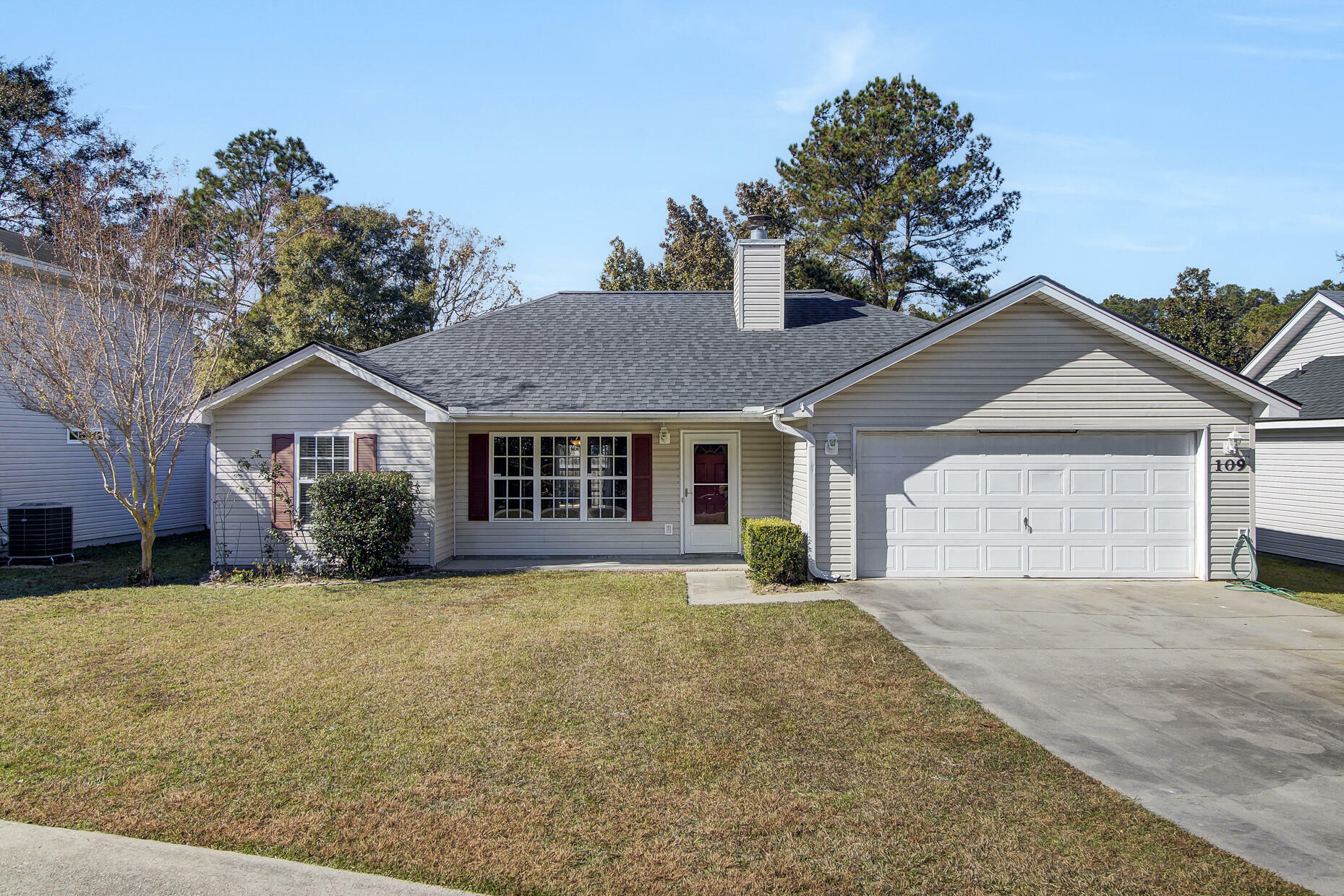 Property Photo:  109 Eucalyptus Court  SC 29486 