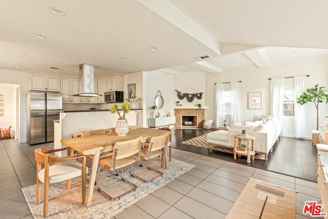 Property Photo: 7806 Crenshaw Blvd CA 90043