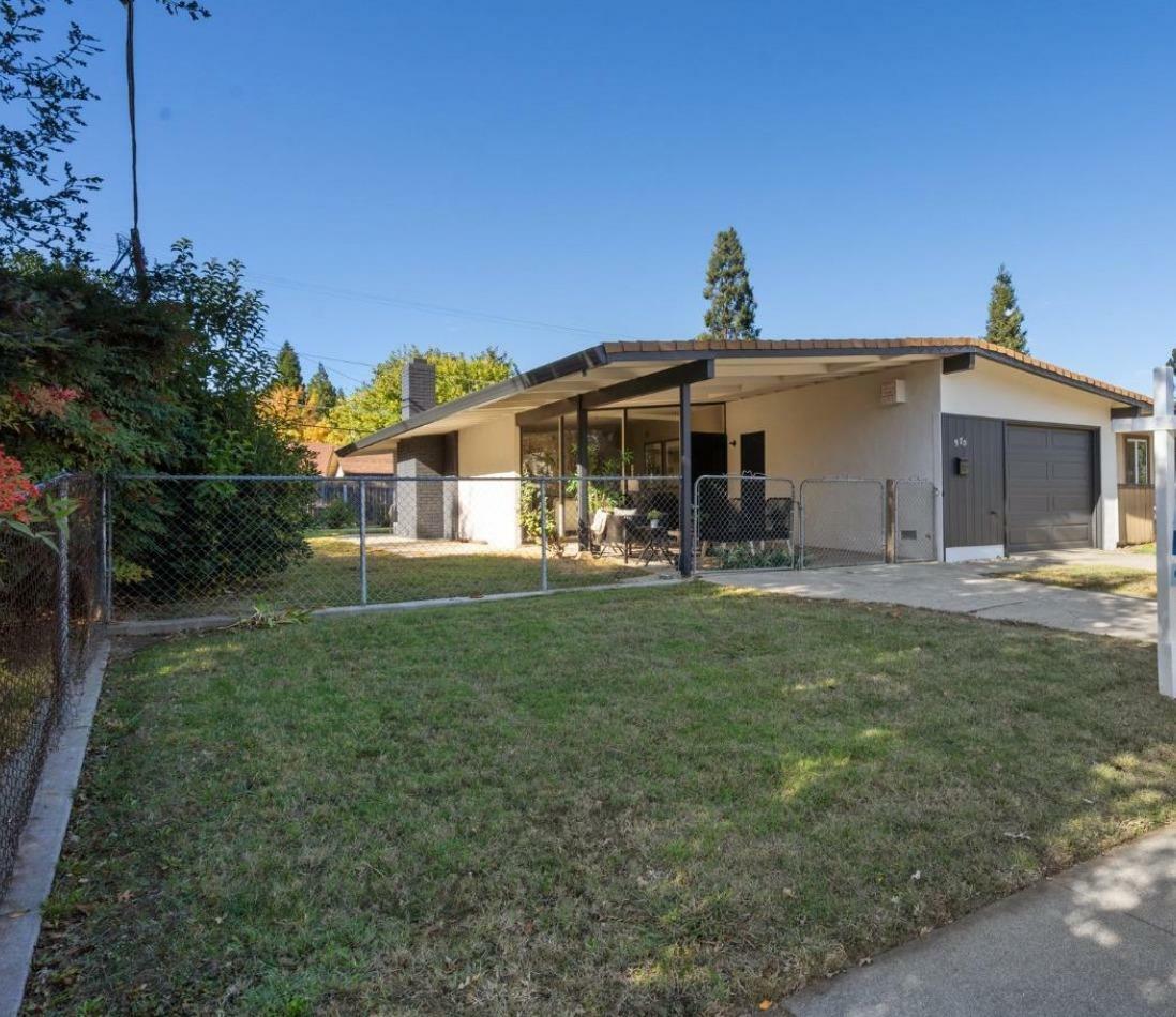 Property Photo:  970 Casselman Drive  CA 95605 