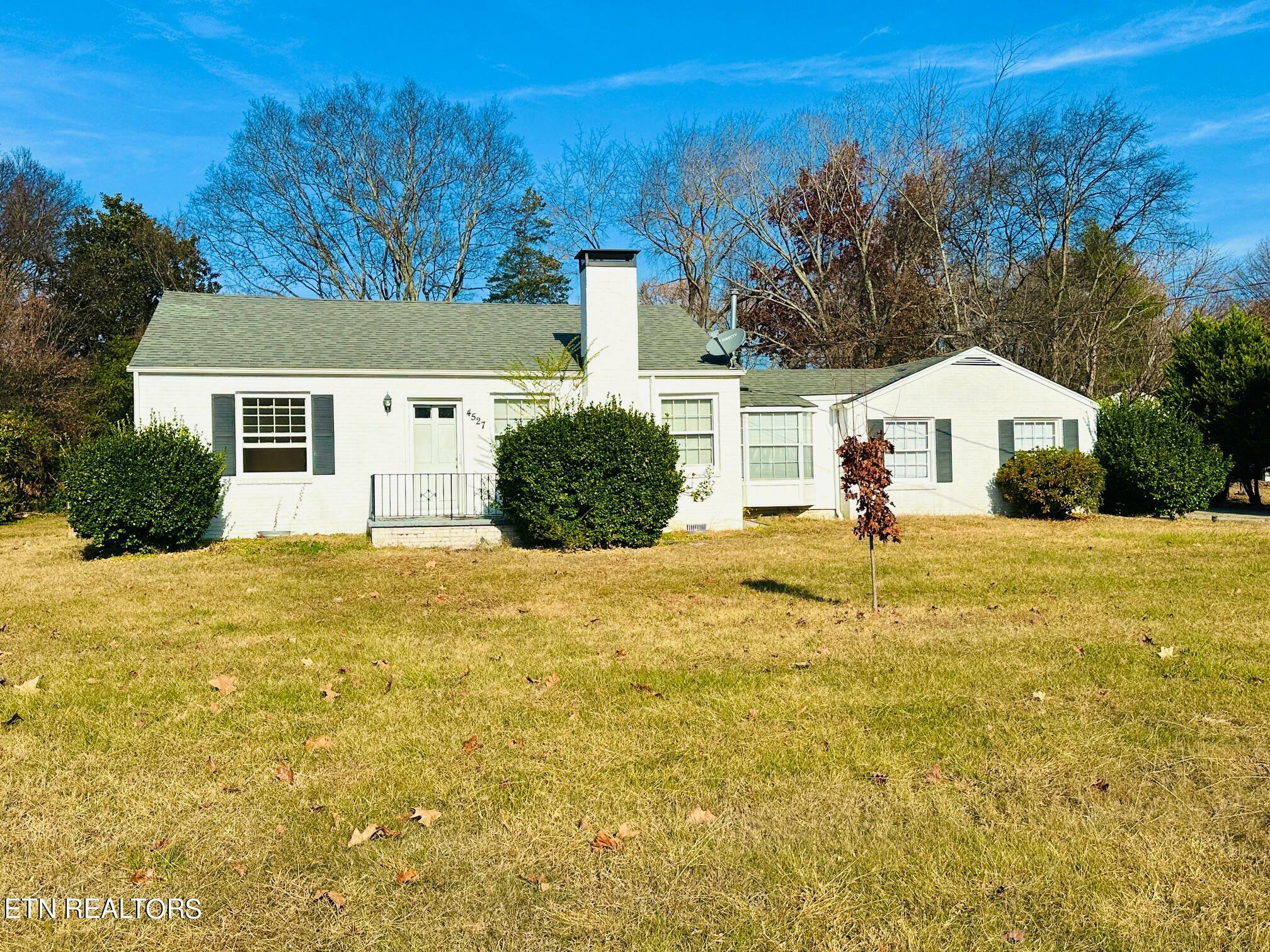 Property Photo:  4527 Millertown Pike  TN 37917 