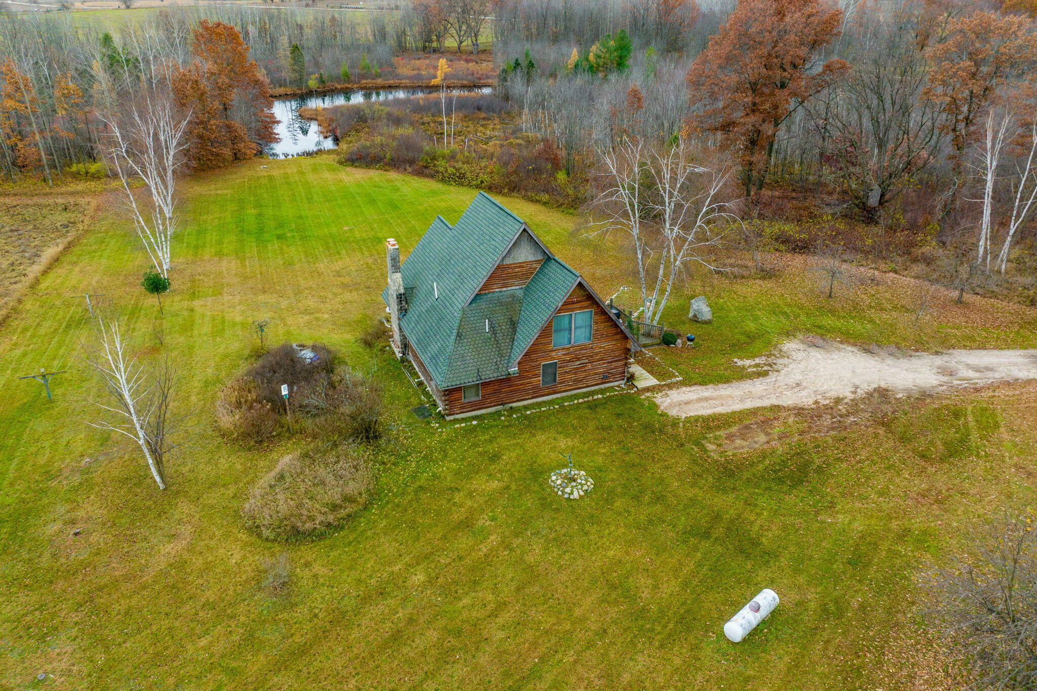 Property Photo:  775 Jefferson Road  MI 49310 