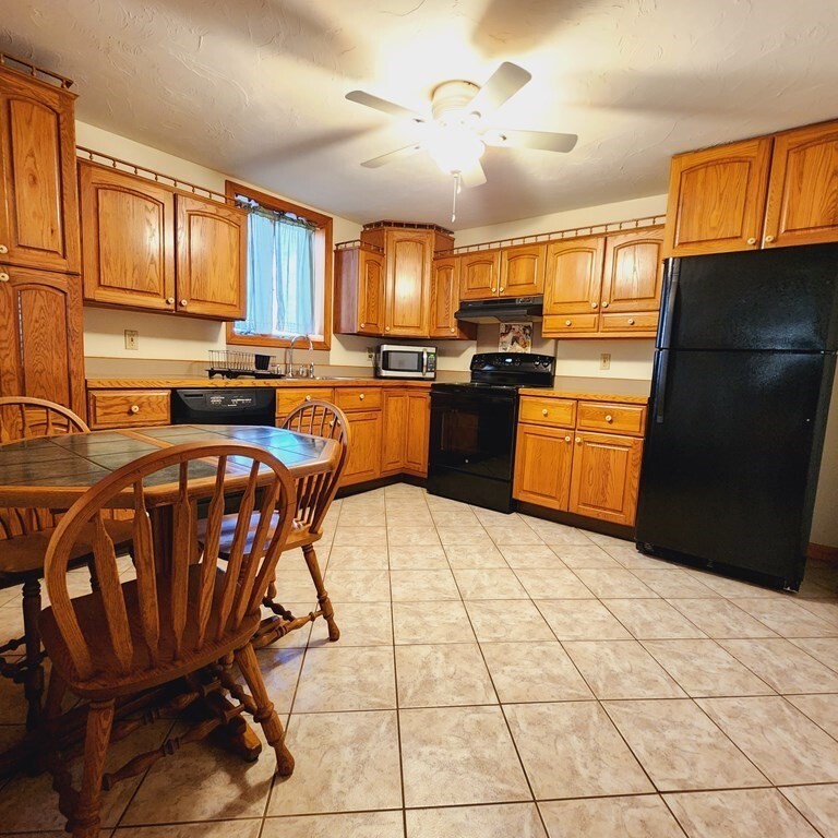 Property Photo:  219 Walnut St B  MA 02333 
