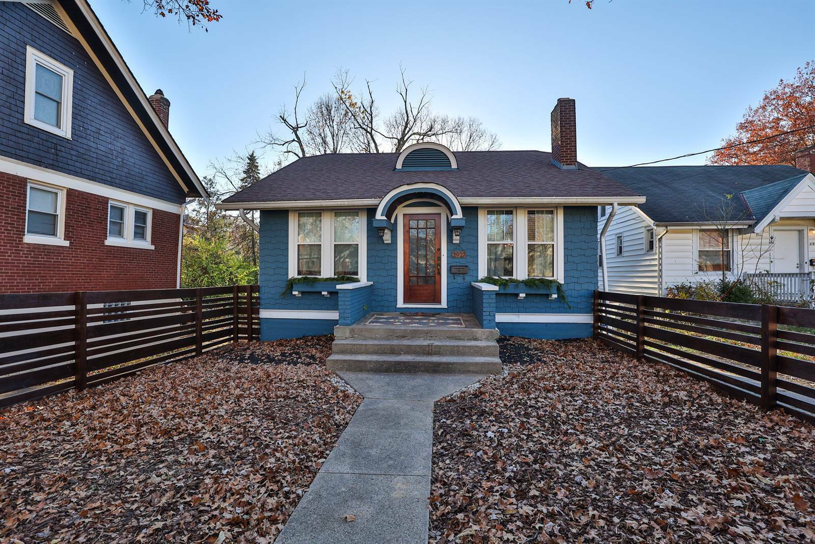 Property Photo: 2927 Mignon Avenue OH 45211