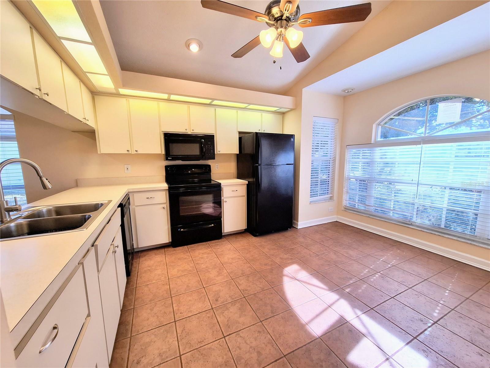 Property Photo:  10551 Magrath Lane  FL 34654 