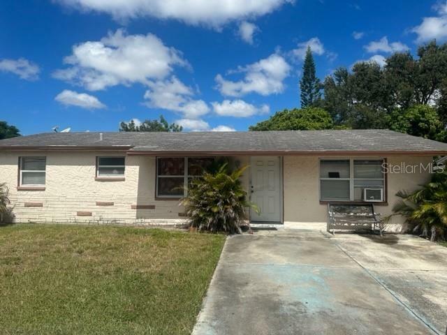 Property Photo:  5821 90th Avenue N  FL 33782 