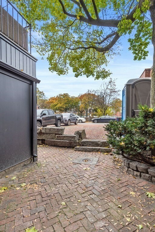 Property Photo:  204 Beacon Street B  MA 02116 