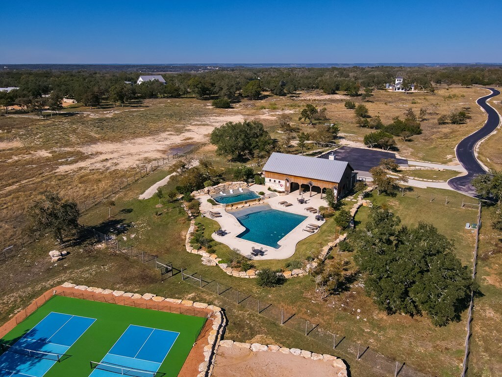 Property Photo:  120 Crepe Myrtle Ct  TX 78624 