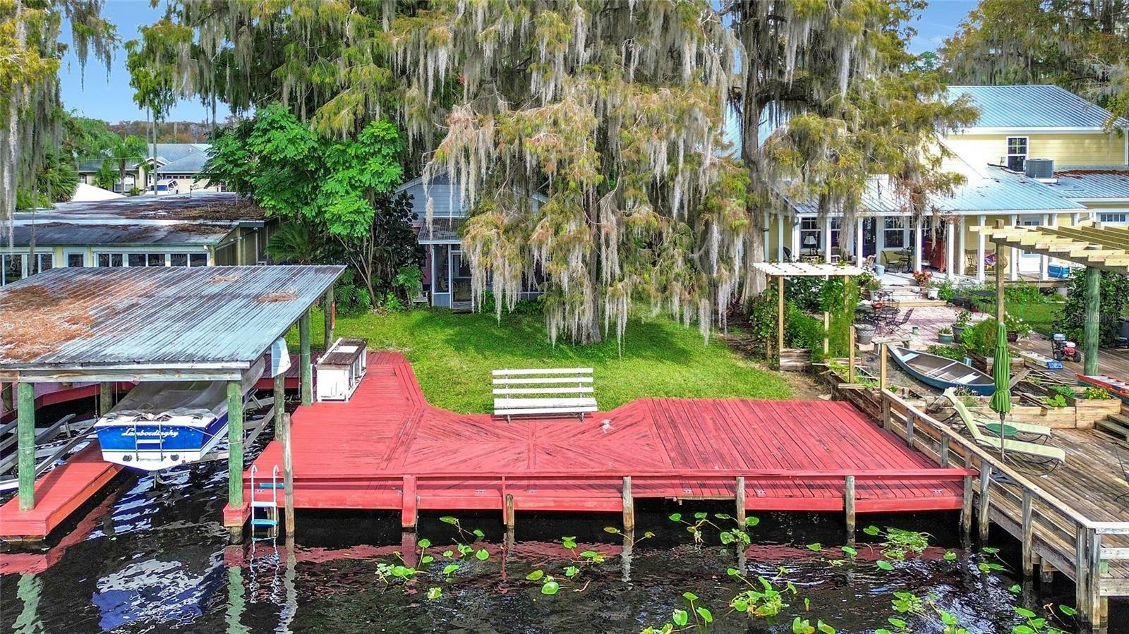 Property Photo:  1625 River Road  FL 32102 