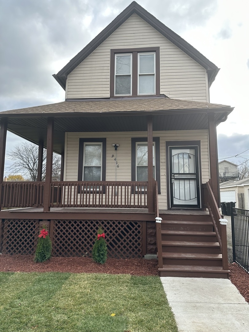 Property Photo: 9416 S Burnside Avenue IL 60619
