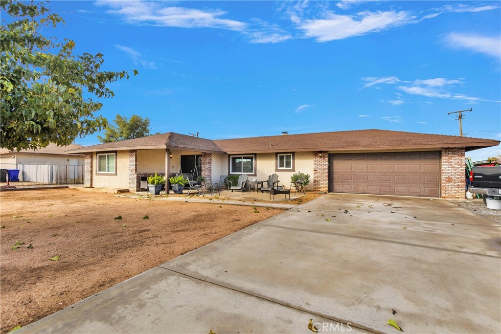 Property Photo:  12822 Waynoka Road  CA 92308 