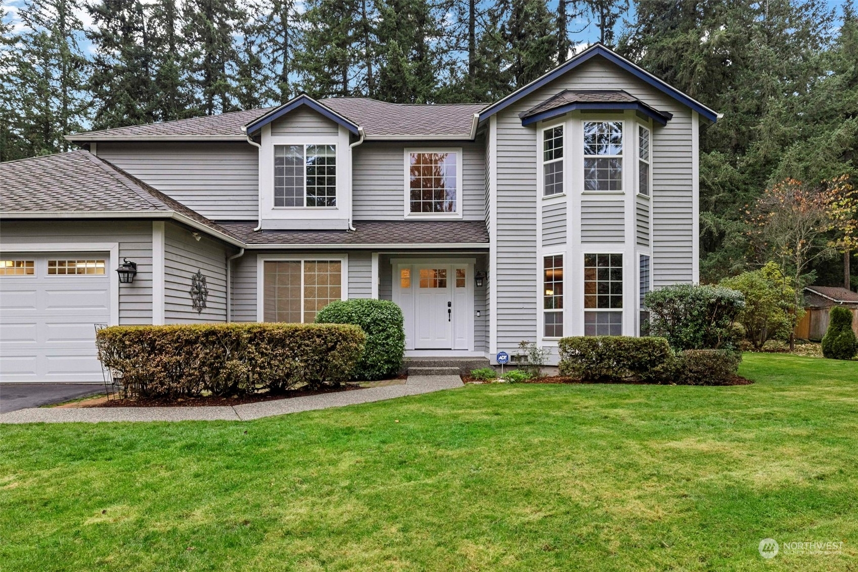 Property Photo: 20040 SE 296th Street WA 98042