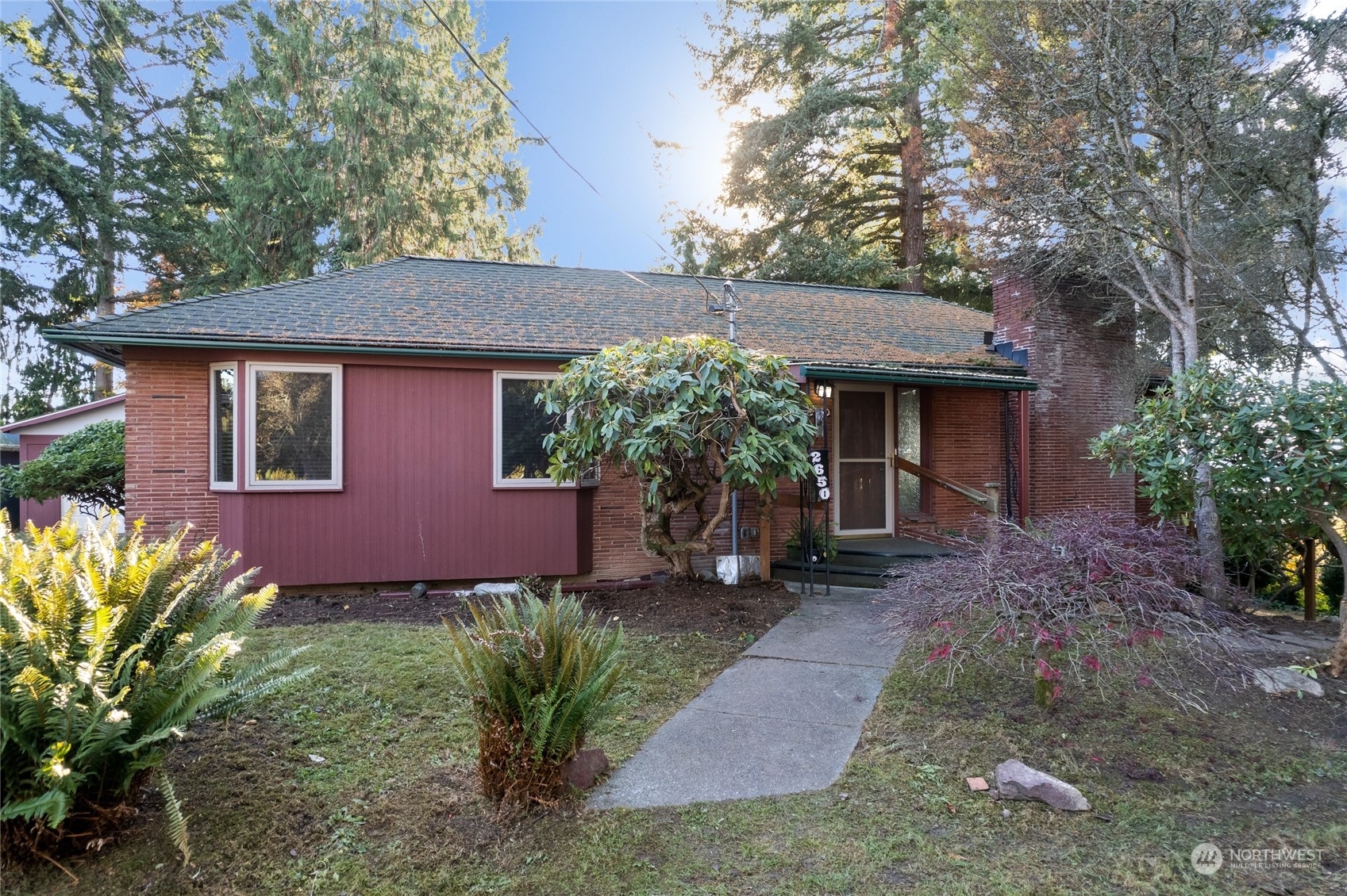 Property Photo: 2650 52nd Avenue SW WA 98118