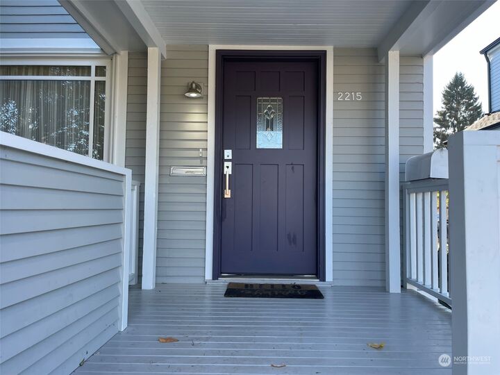 Property Photo:  2215 N 59th Street  WA 98103 