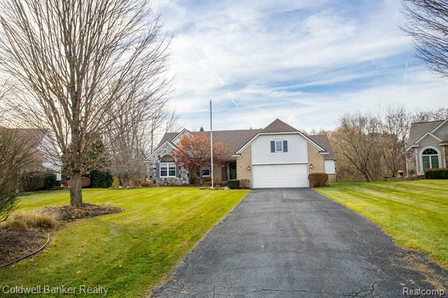 Property Photo:  10760 Grassy Knoll  MI 48114 