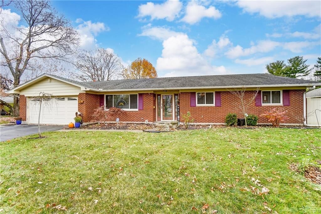 Property Photo: 2418 E Rahn Road OH 45440