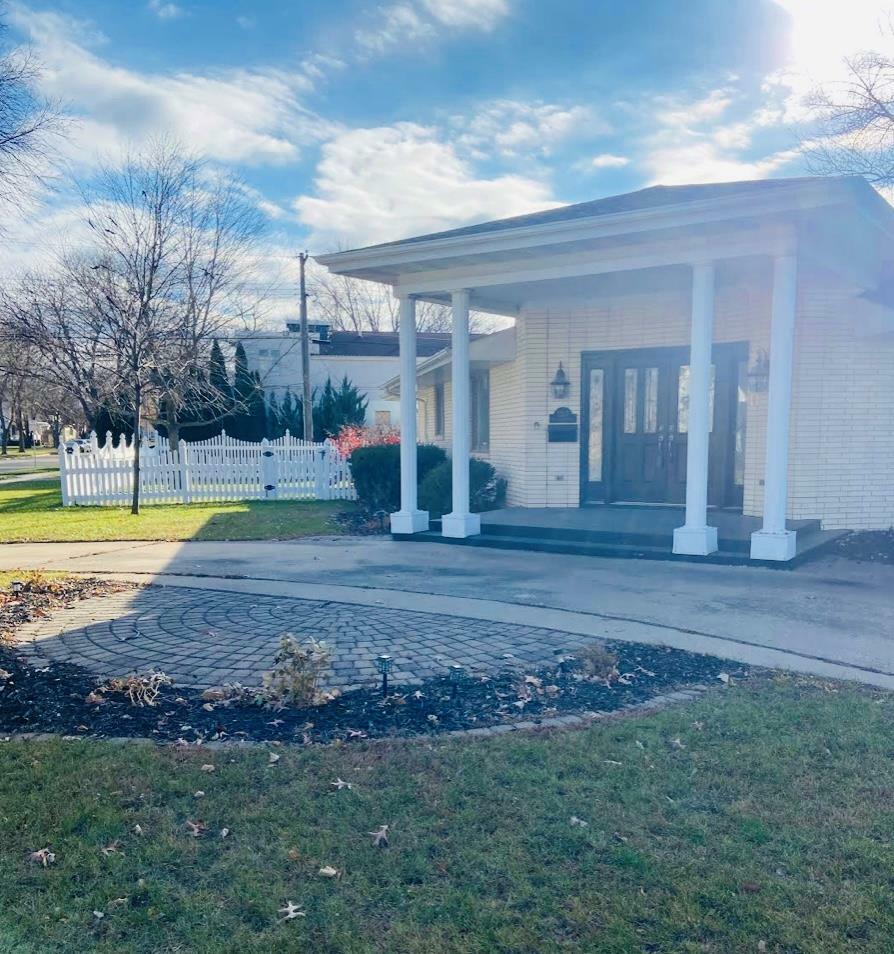 Property Photo: 1207 Des Moines St IA 50595