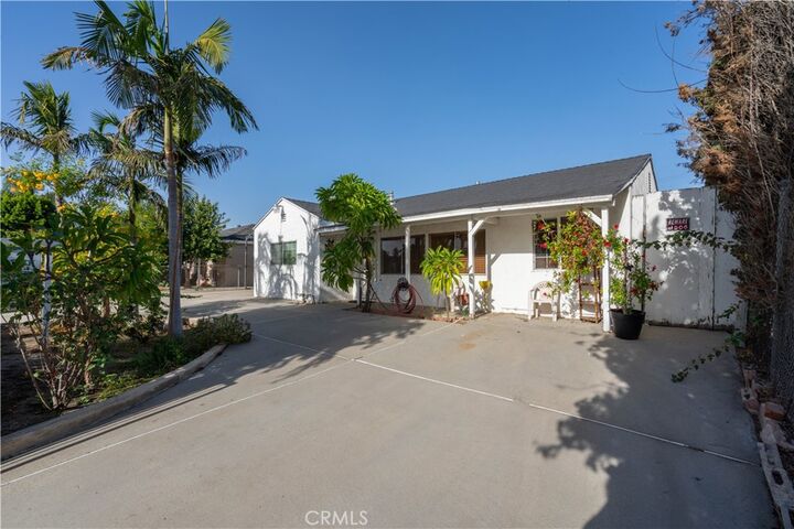 Property Photo:  10174 Rincon Avenue  CA 91331 