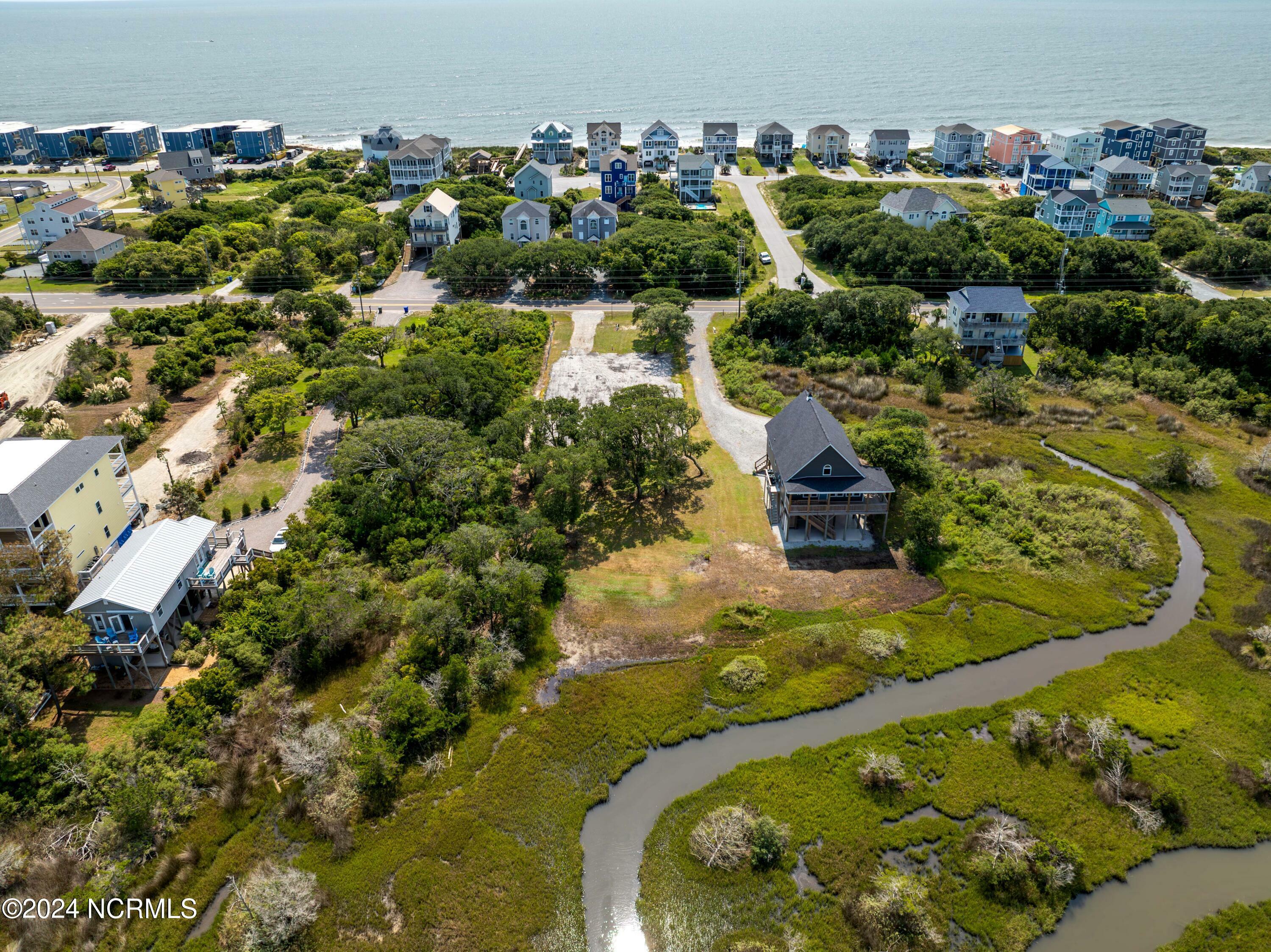 Property Photo:  2065 New River Inlet Road  NC 28460 