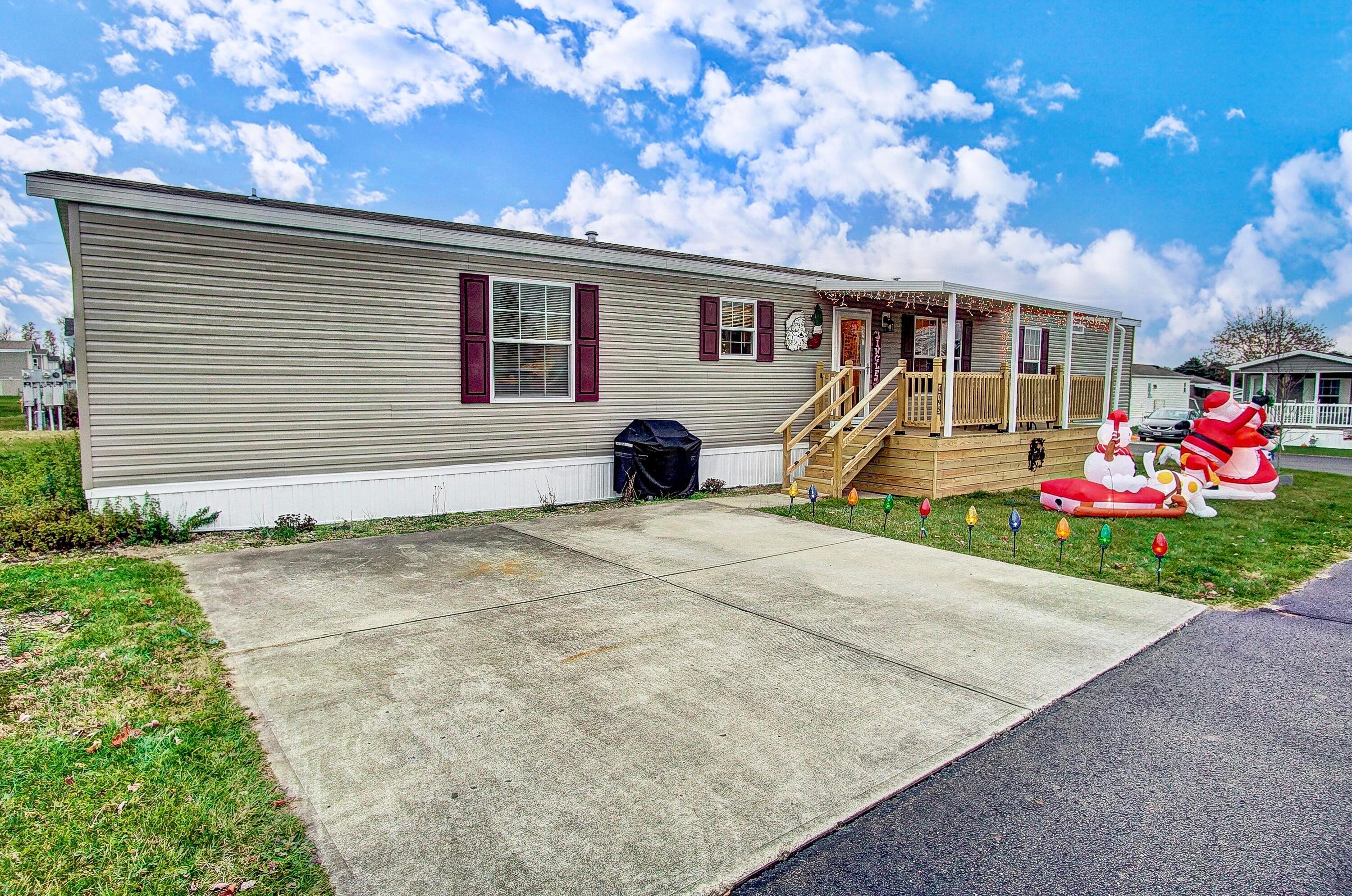 Property Photo:  4795 Snowdrift Lane  OH 43701 