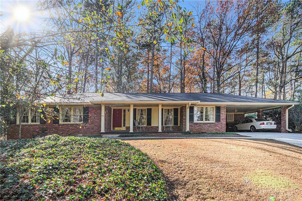 Property Photo: 2397 Sagamore Hills Drive GA 30033