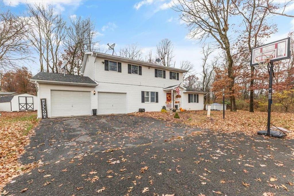 Property Photo:  1221 Sundance Drive  PA 18072 