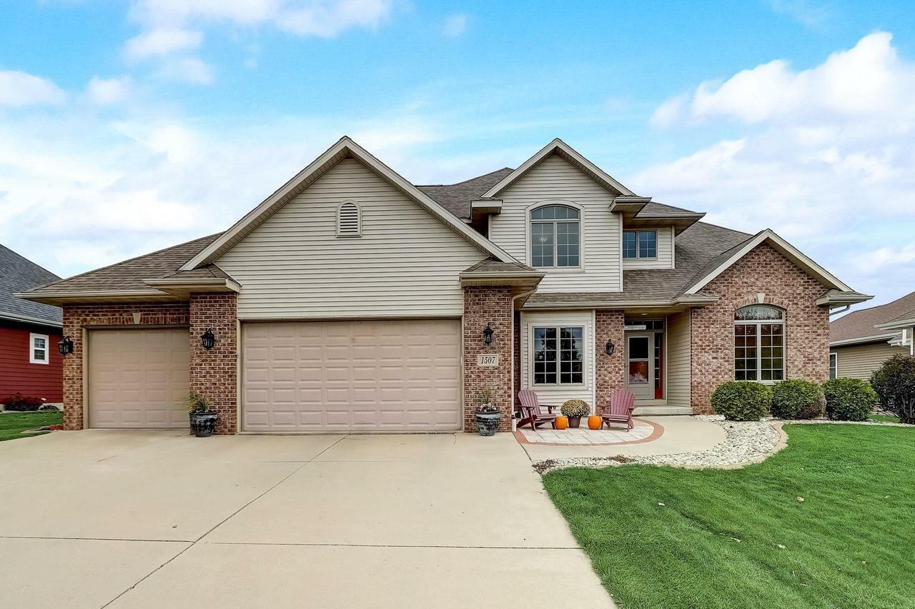 Property Photo:  1507 Centennial Parkway  WI 53597 