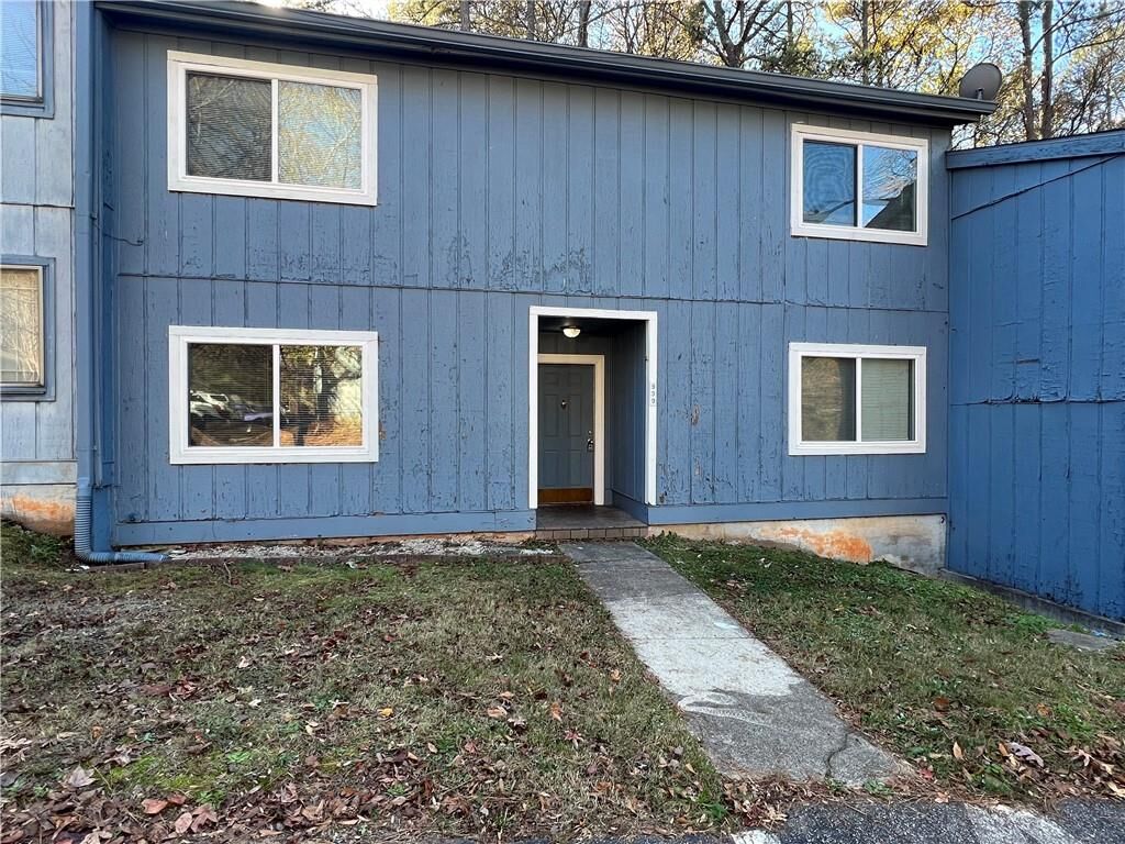 Property Photo:  939 Pine Oak Trail  GA 30168 