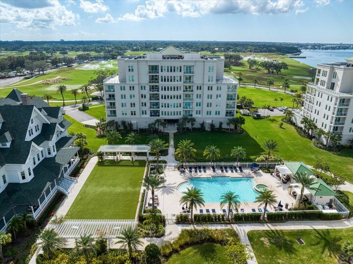 Property Photo:  85 Belleview Boulevard 305  FL 33756 