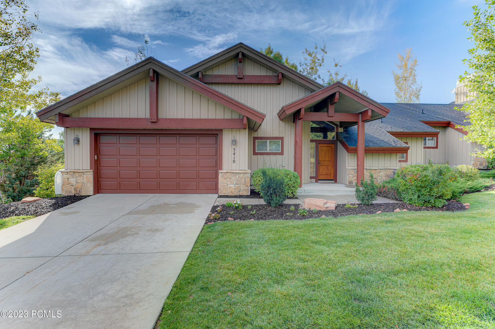Property Photo:  3410 Cedar Drive  UT 84098 