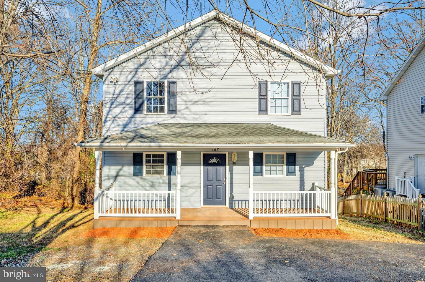 Property Photo:  167 Sterling Court  VA 20186 