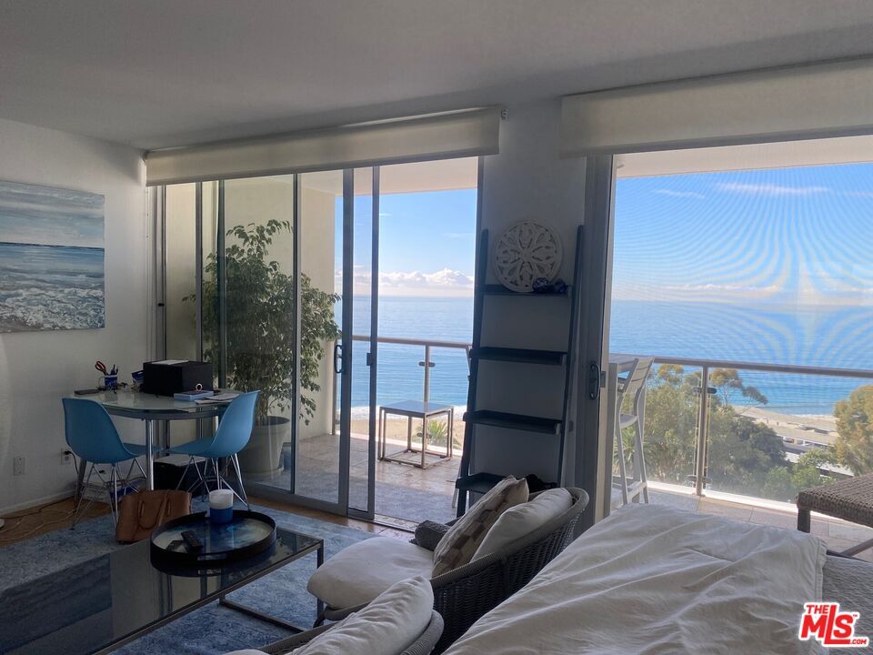 Property Photo:  201   Ocean Ave 1102B  CA 90402 
