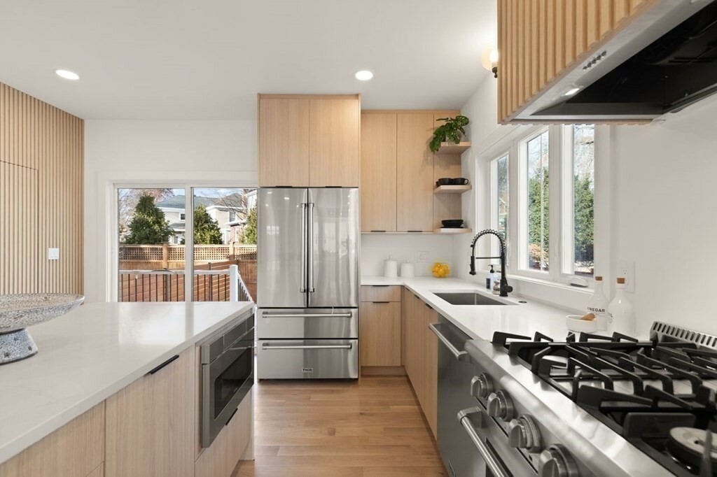 Property Photo: 571 High St 571 MA 02155