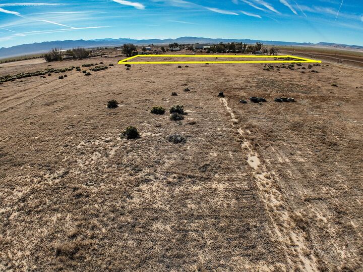 Property Photo: 683 S Ut-18 UT 84714