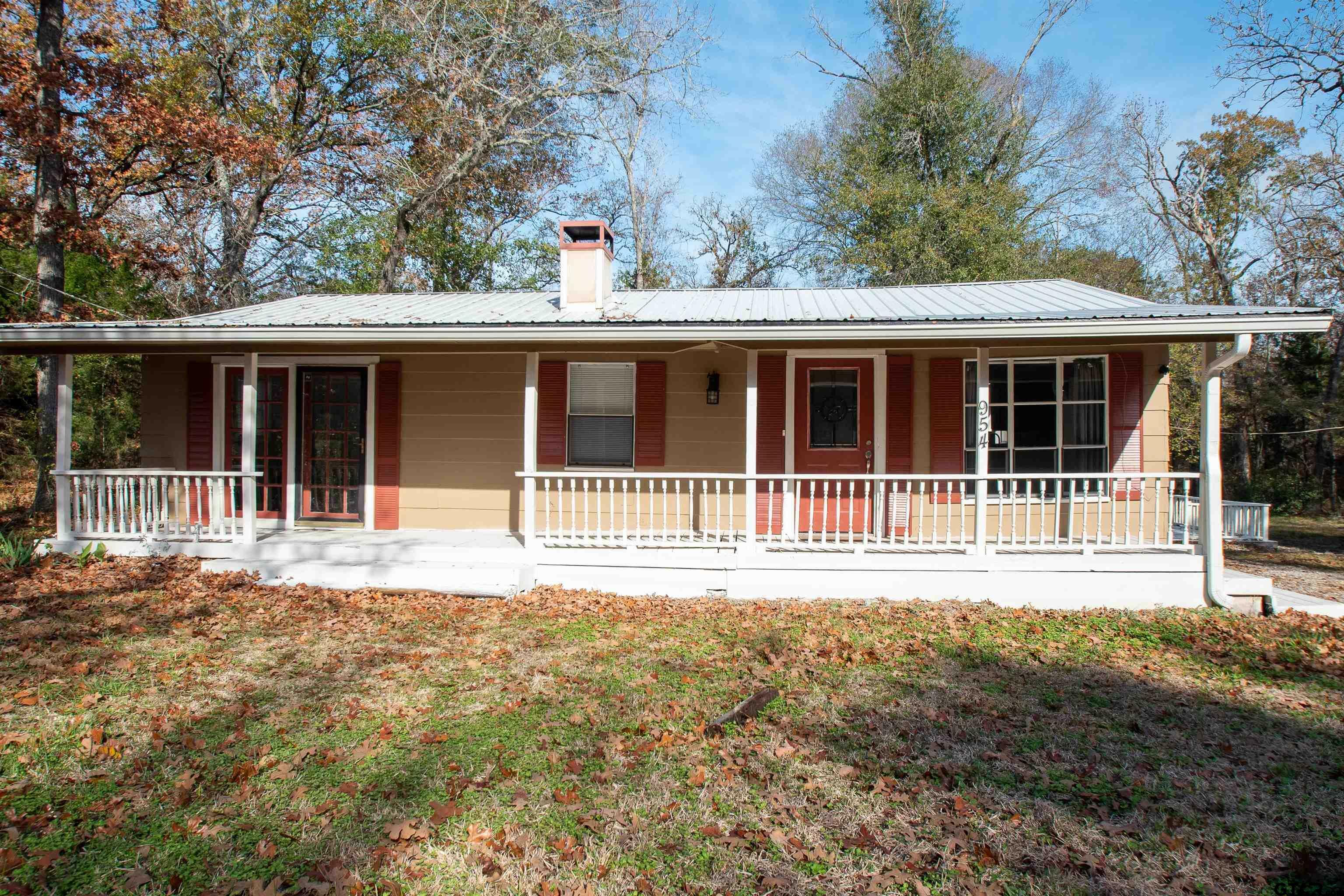 Property Photo:  954 Whipporwill  TX 75778 