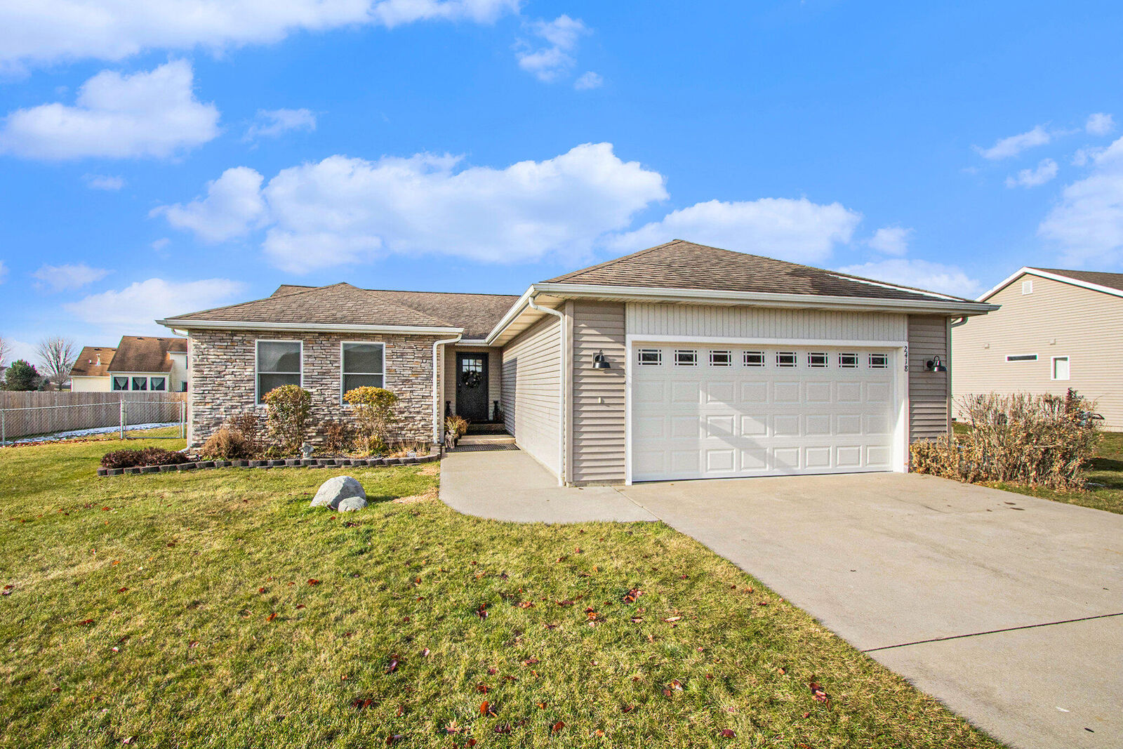 Property Photo: 2418 Jeffrey Lane MI 49120