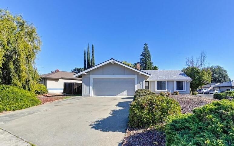 Property Photo:  4961 Buffwood Way  CA 95841 