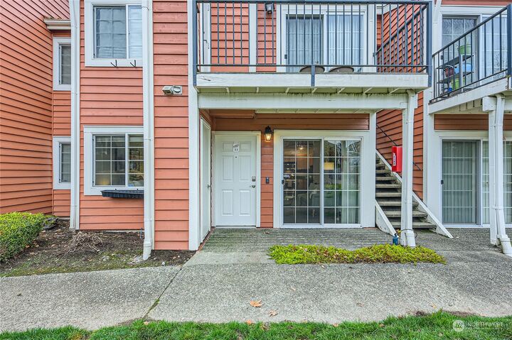 Property Photo:  2605 S 272nd Street 51  WA 98032 