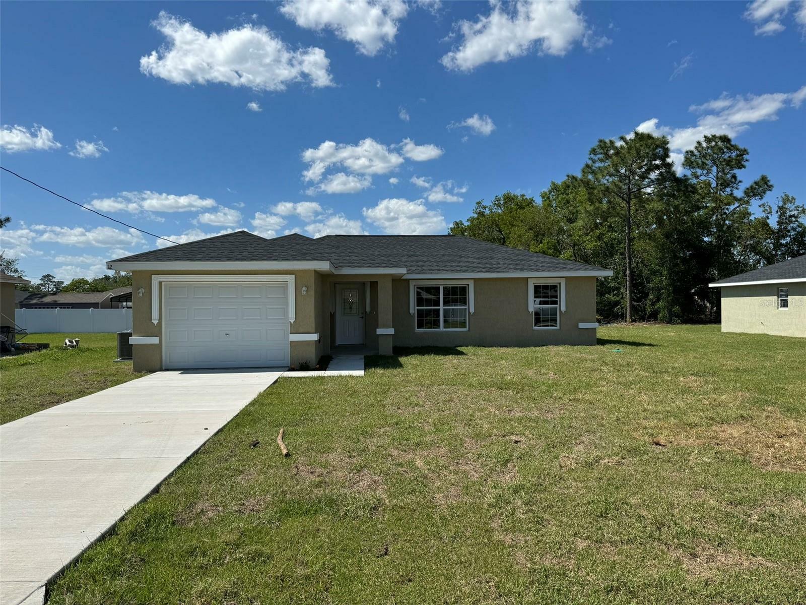 Property Photo:  14 Pecan Run Radial  FL 34472 