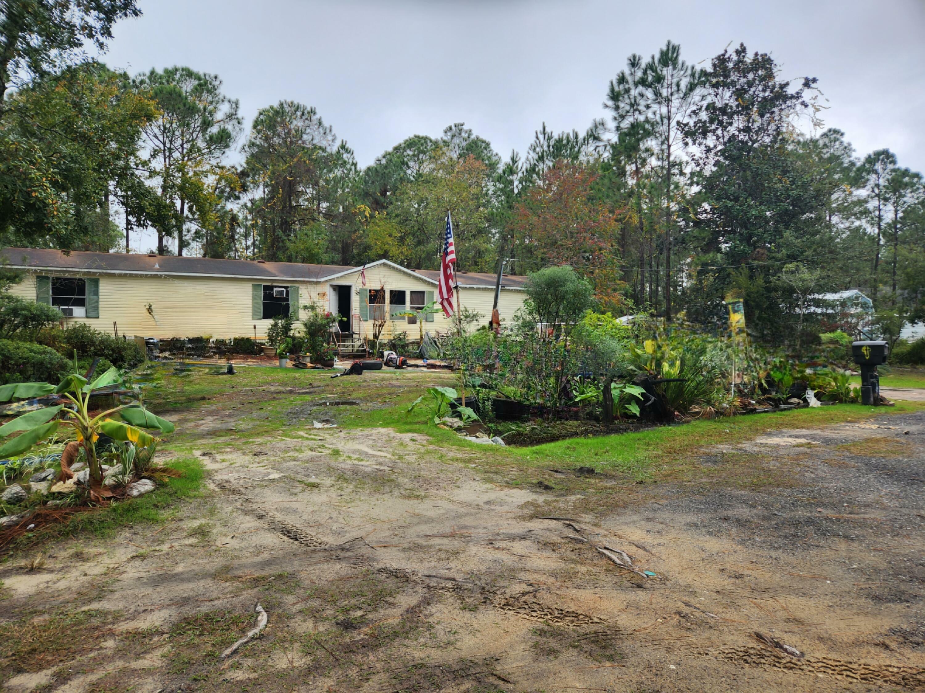 Property Photo:  9 7th Central Street  FL 32459 