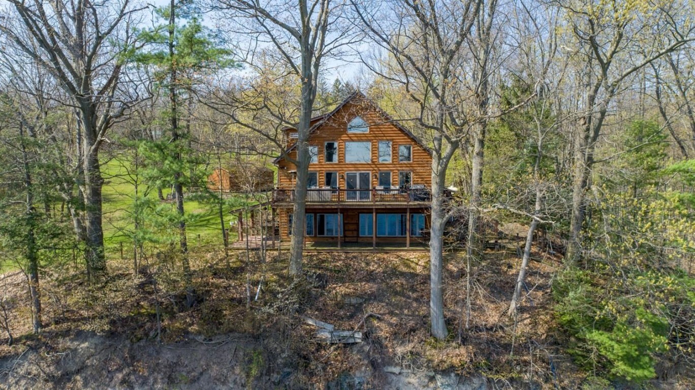 Property Photo:  1603 Taughannock Boulevard  NY 14886 