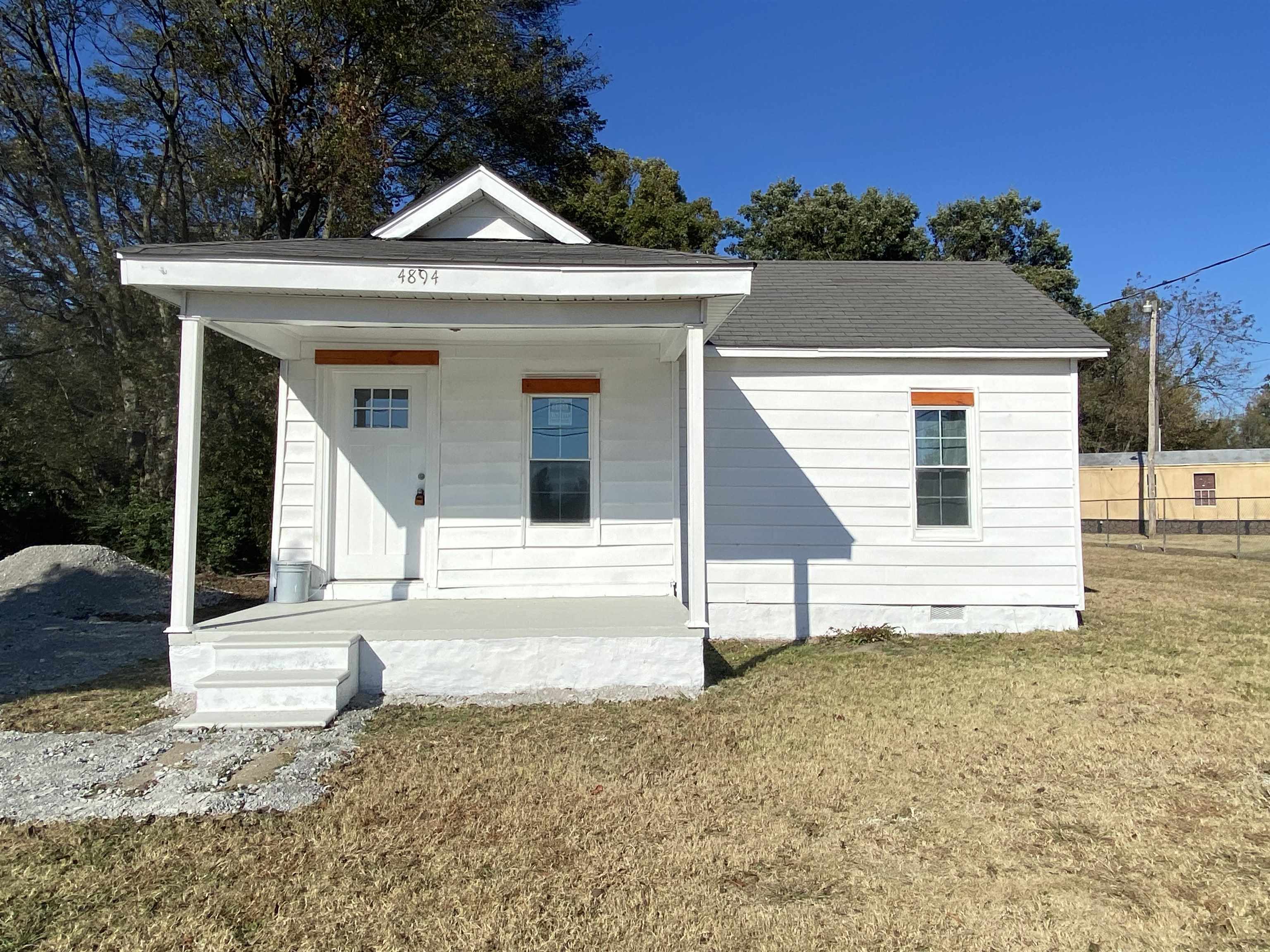 Property Photo:  4894 West Union Rd  TN 38053 