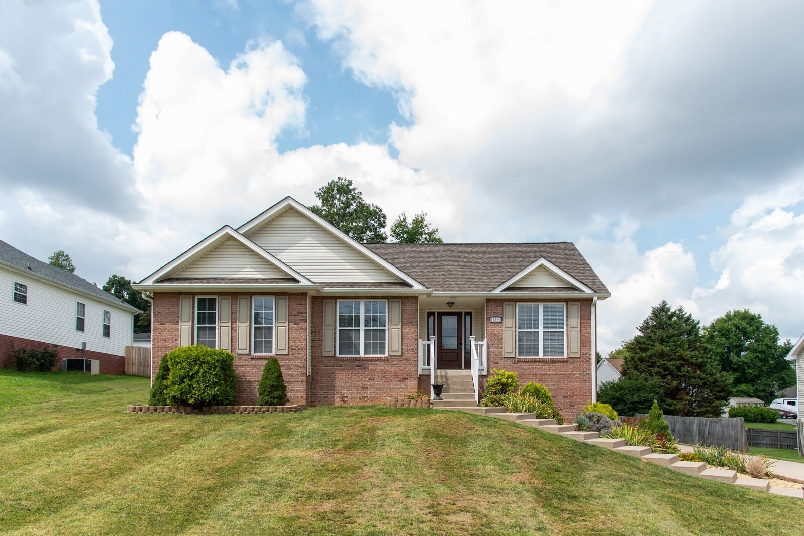 Property Photo:  1662 Windriver Rd  TN 37042 