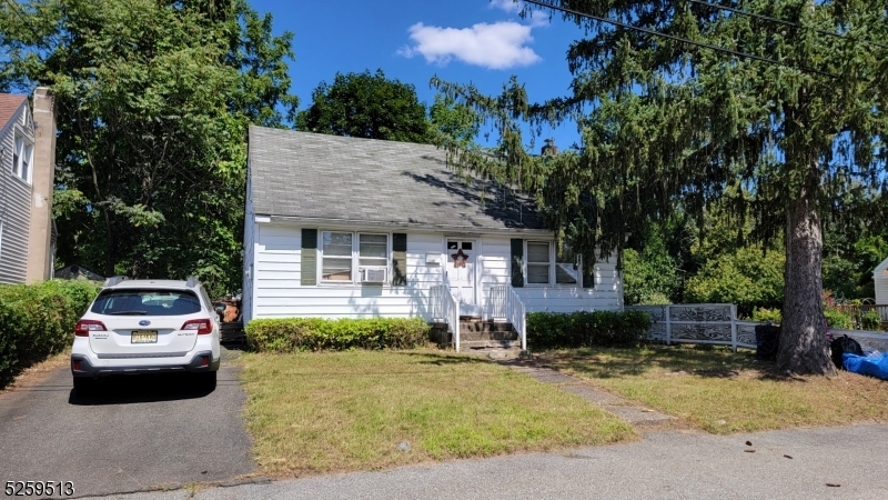 Property Photo:  15 Hosier Rd  NJ 07035 