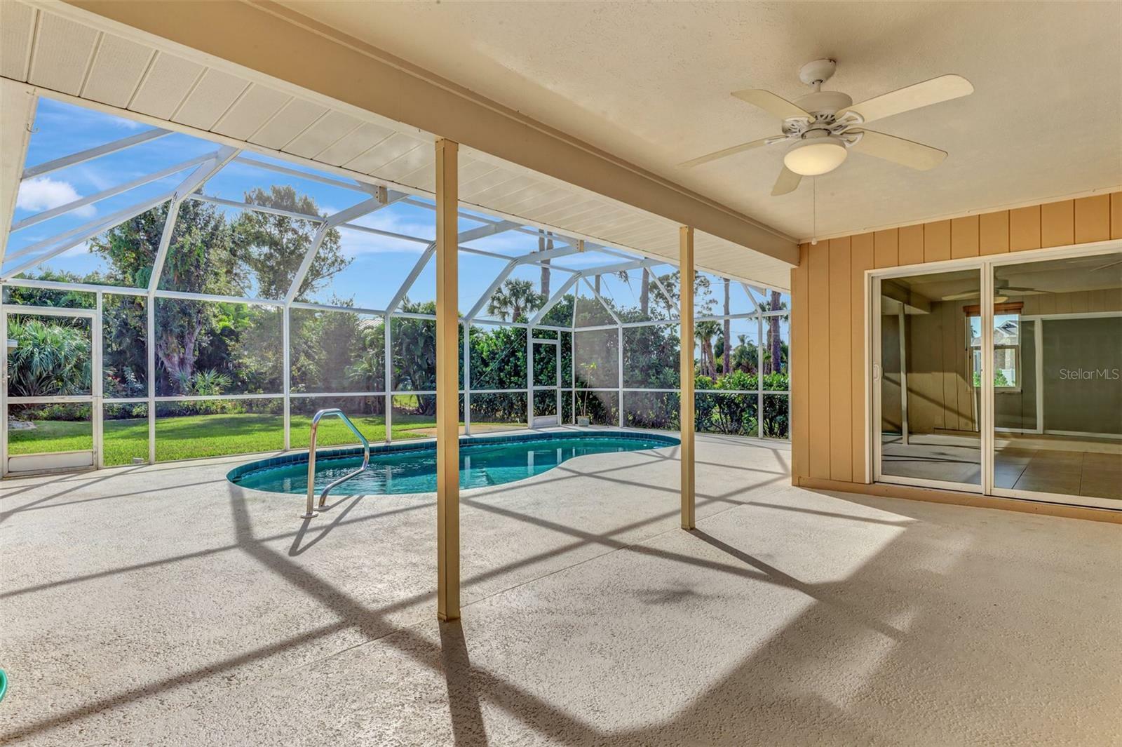 Property Photo:  4124 Pompano Road  FL 34293 