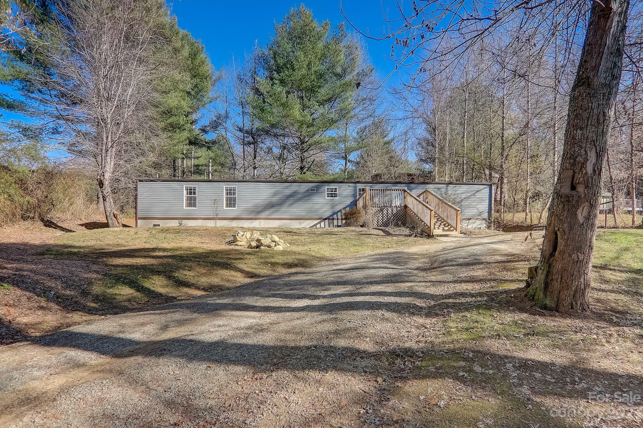 Property Photo:  140 Fox Ridge Drive  NC 28739 