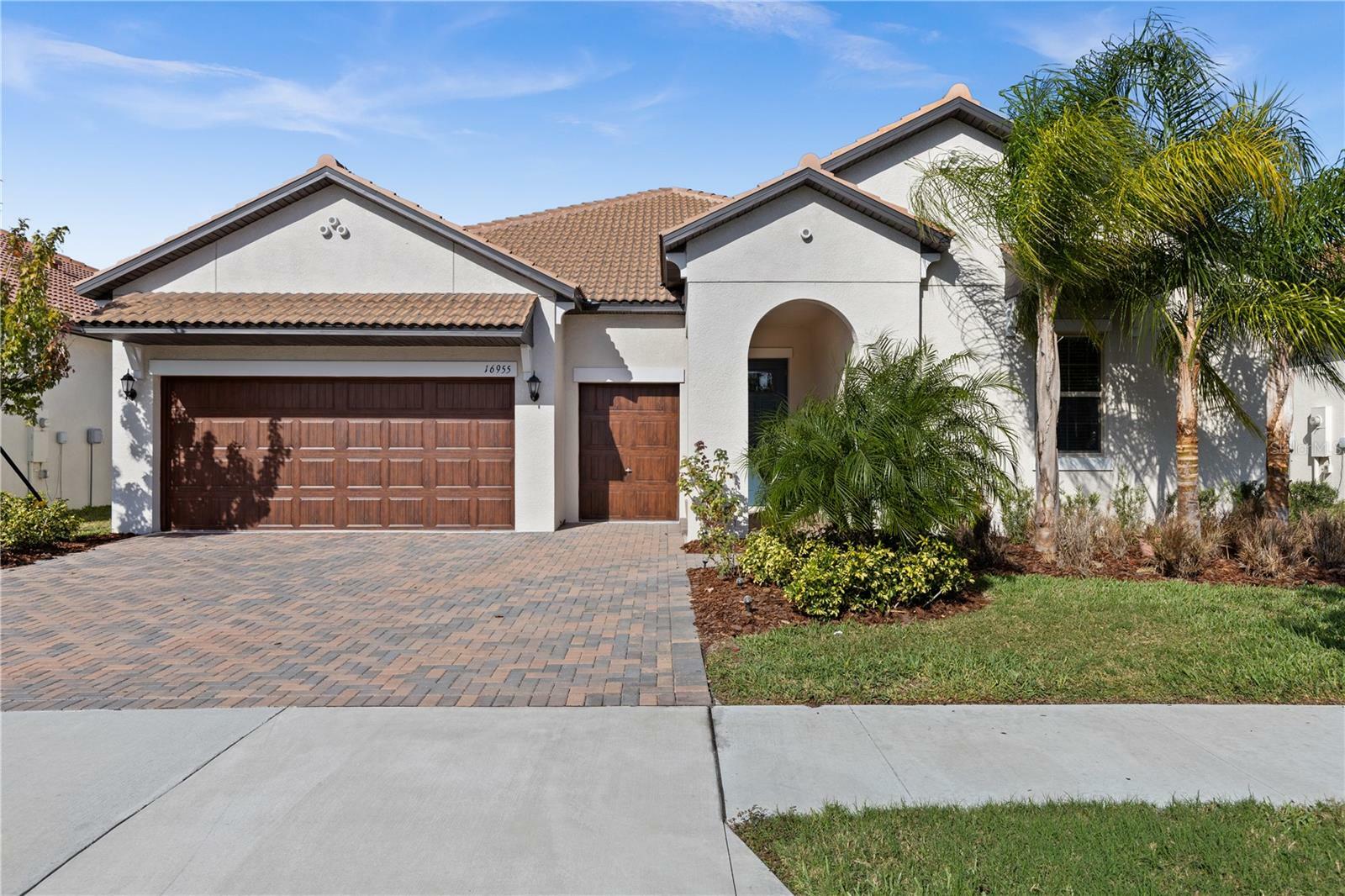 Property Photo:  16955 Scuba Crest Street  FL 33598 