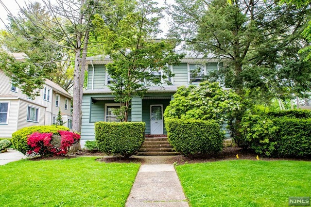 Property Photo:  461 Larch Avenue 2  NJ 07603 